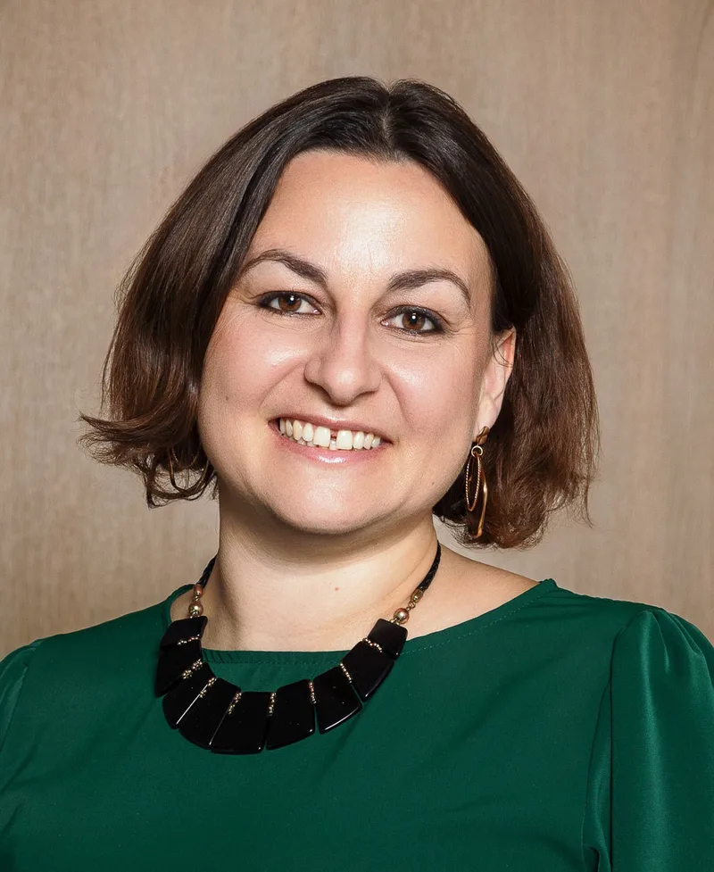Karine Ansmant, Team Manager — W-Conseil Luxembourg